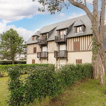 Apartment L'evasion Fleurie 200m De La Cls Deauville